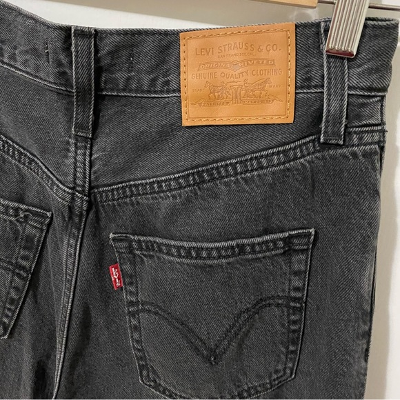 Levi’s Premium High Loose Taper Fit High Rise Jean Black size 26 - Picture 9 of 16
